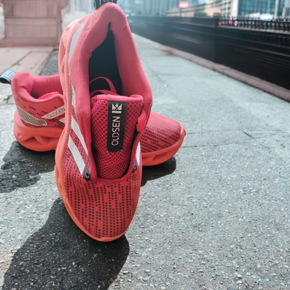 Oisden Pink and Orange Sneakers